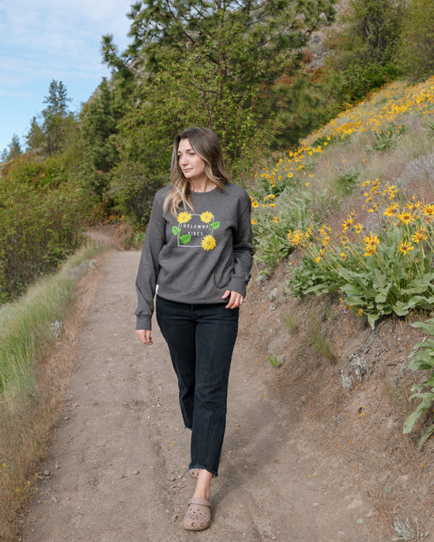 Charcoal Heather Arrowleaf 'Kelowna Vibes' Crewneck