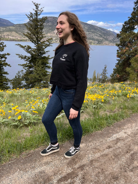 Black 'Love for Kelowna' Crop Crewneck